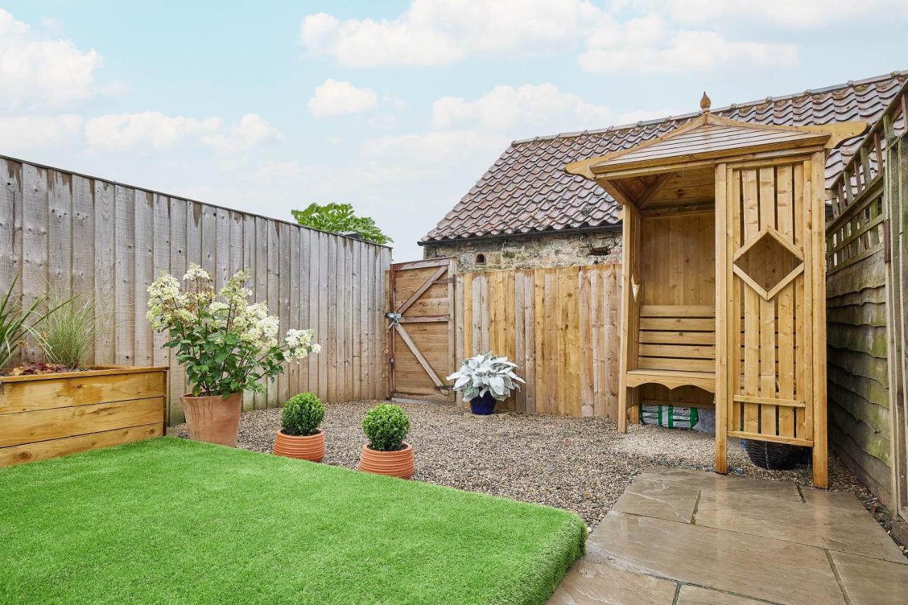 Host & Stay - Willow Cottage Helmsley Exterior photo
